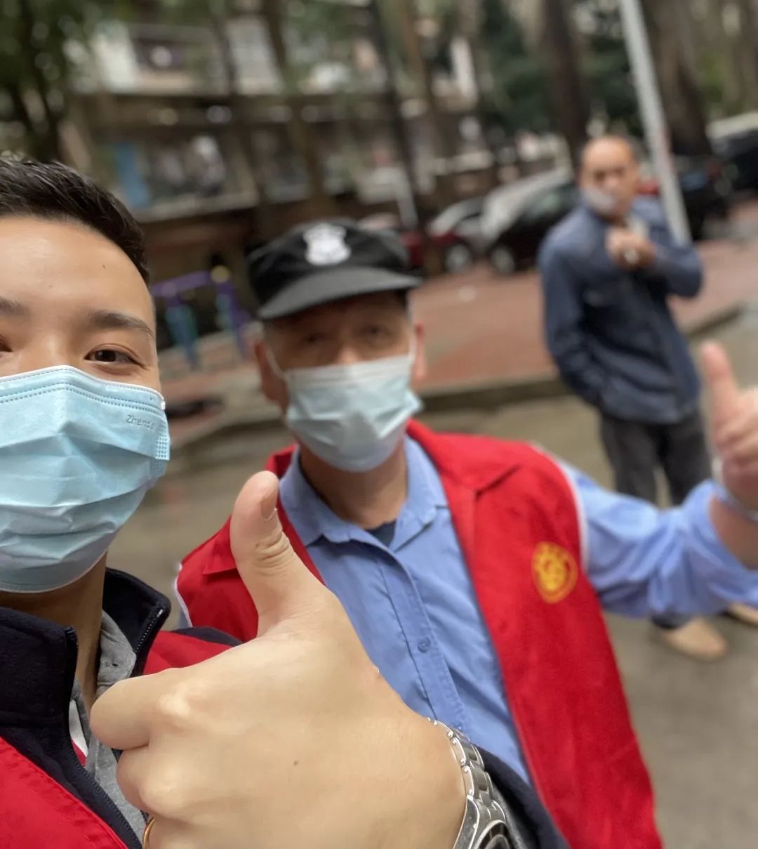 福州新区集团志愿服务者：疫情不散 我们不退