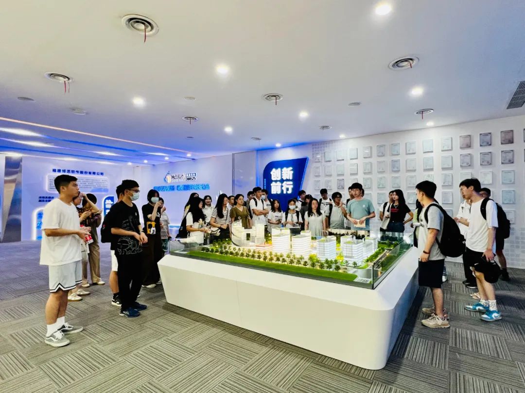 “好年华 聚福州”社会实践走进福州新区
