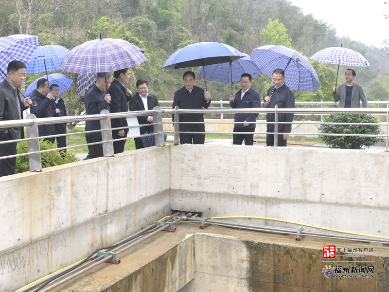 林宝金吴贤德带队开展“河长日”暨“护河爱水、清洁家园”活动