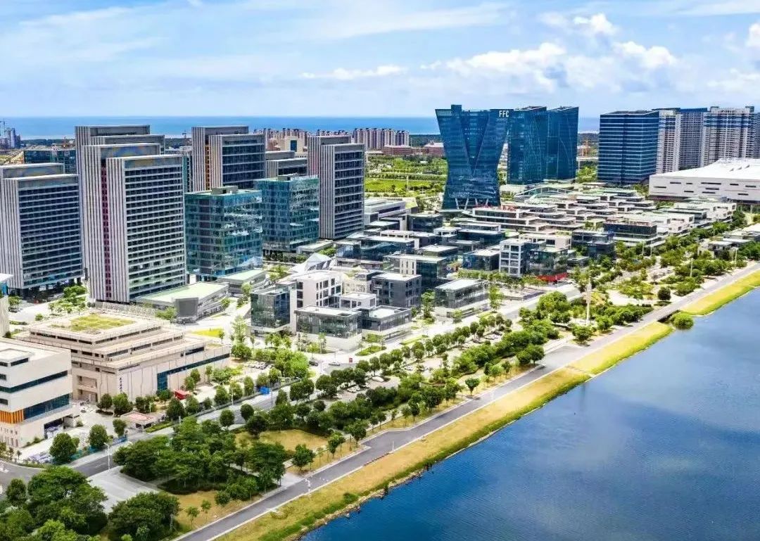 闽山闽水物华新·非凡十年 | 长乐：踏浪逐梦筑新城
