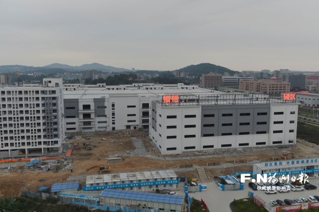 记者走进国际航空城，探访福米产业园光电产业