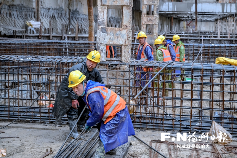 长乐机场客运枢纽项目350余名工人工地过大年 奋斗中品出幸福味道