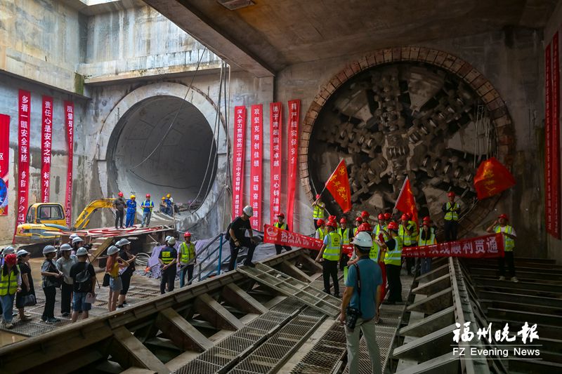 福州滨海快线全线洞通 可直达长乐机场