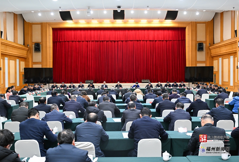 市委常委会（扩大）会议暨市委理论学习中心组学习（扩大）会议召开