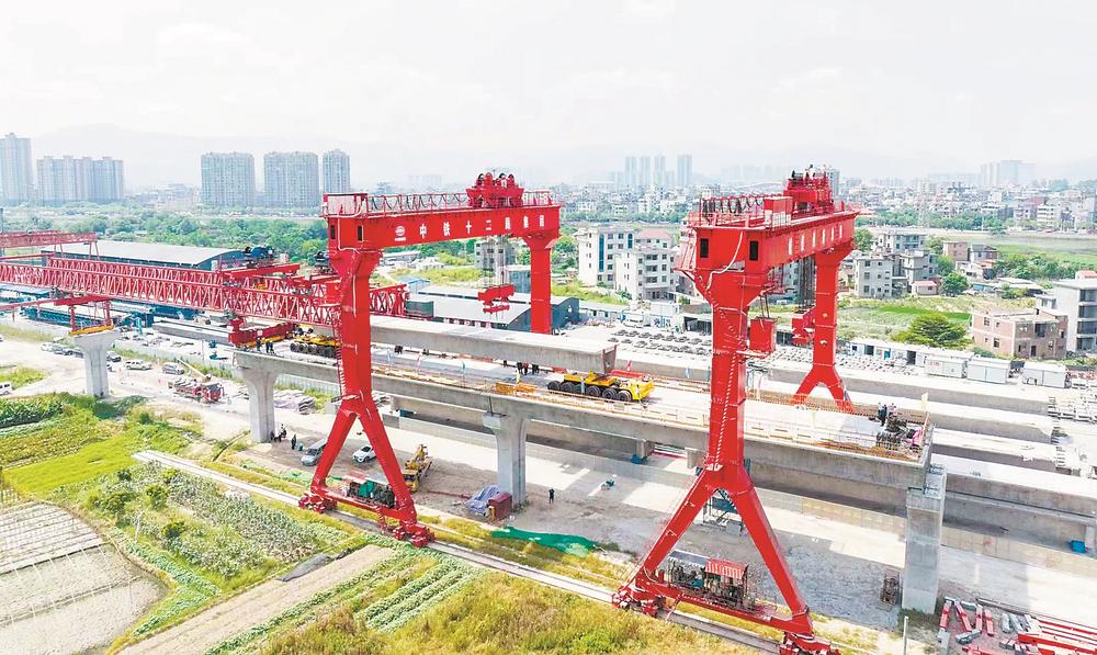 福州至长乐机场城际铁路（滨海快线）帝封江至祥谦区段开始架梁