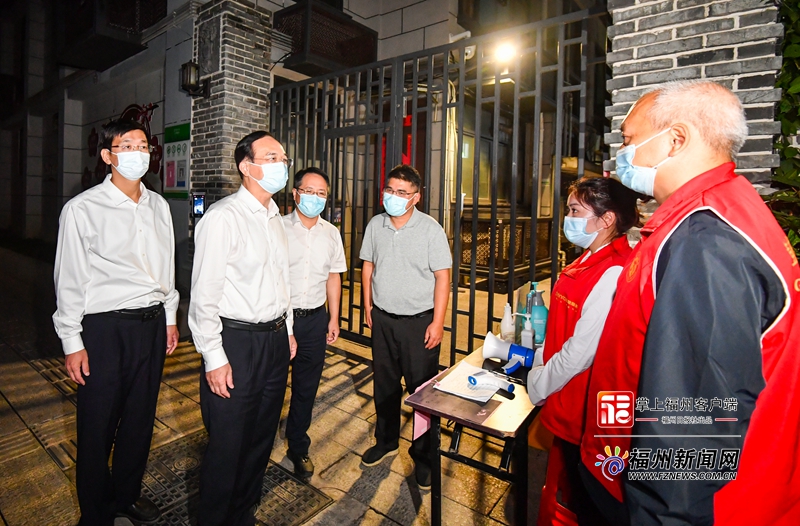林宝金赴基层社区调研检查疫情防控工作