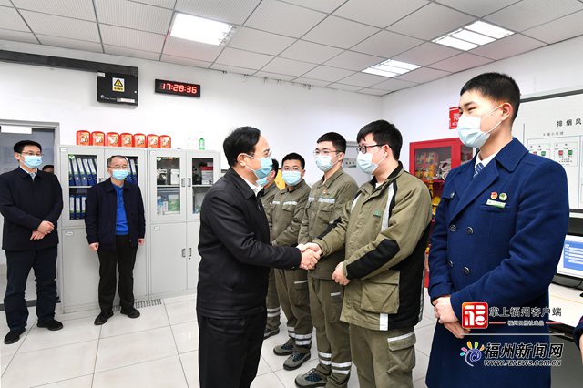 林宝金看望慰问坚守岗位一线干部职工及在榕台胞