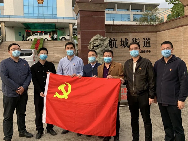 筑牢疫情防控防线，福州新区党员志愿者在行动！