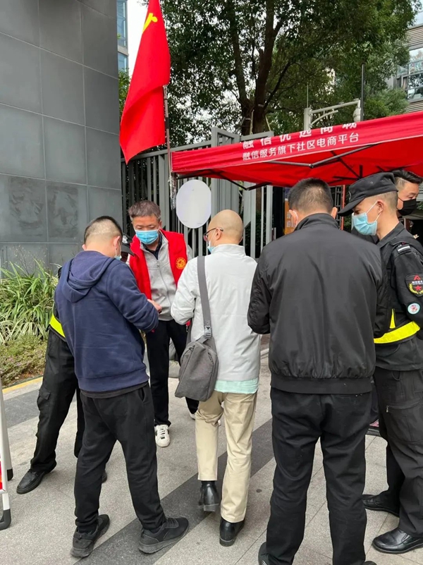 新区抗疫进行时 | 挂职更挂心