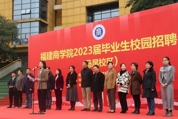 助力新区企业与毕业生精准对接，这场招聘会“干货”十足！