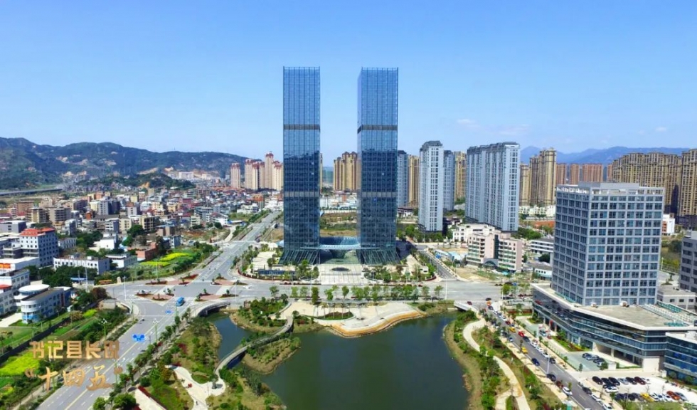 长乐区委书记何杰民：坚持全域滨海 助推产城融合