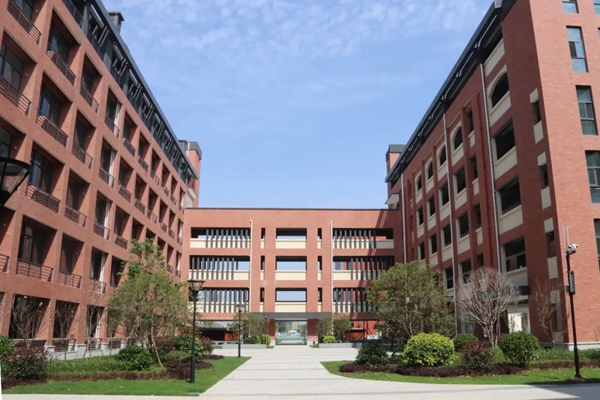滨海新城建设多层次高质量教育体系