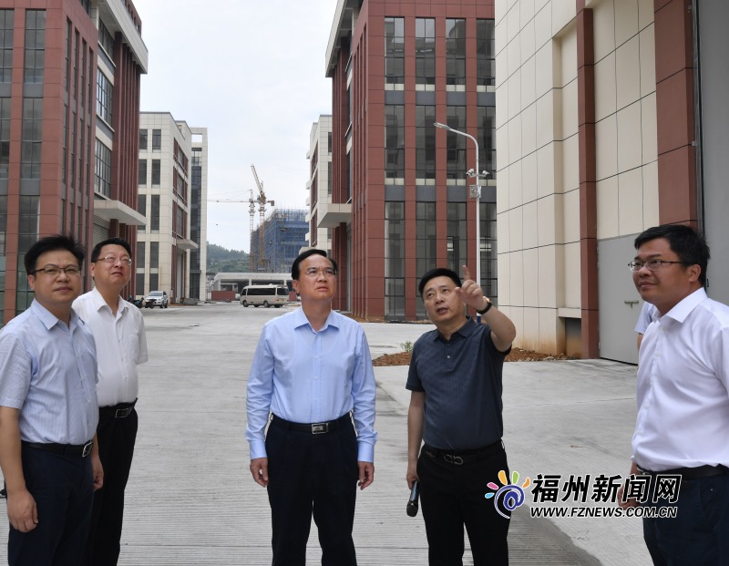 林宝金赴东南汽车城调研