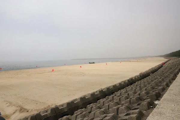 福州滨海新城这个海滩修复进行中 预计6月底完成