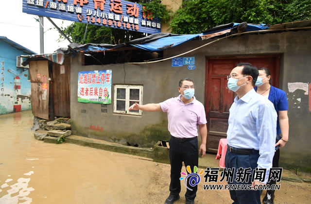林宝金检查指导防汛救灾和灾后重建工作