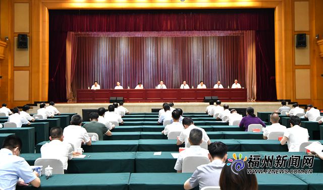 全市政法队伍教育整顿总结大会召开