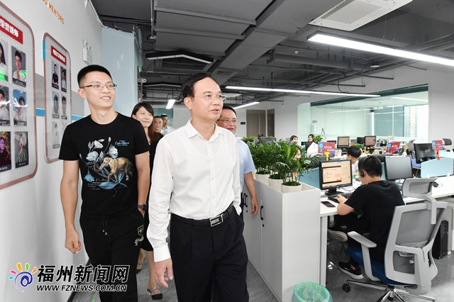 林宝金调研科创走廊建设并召开现场推进会