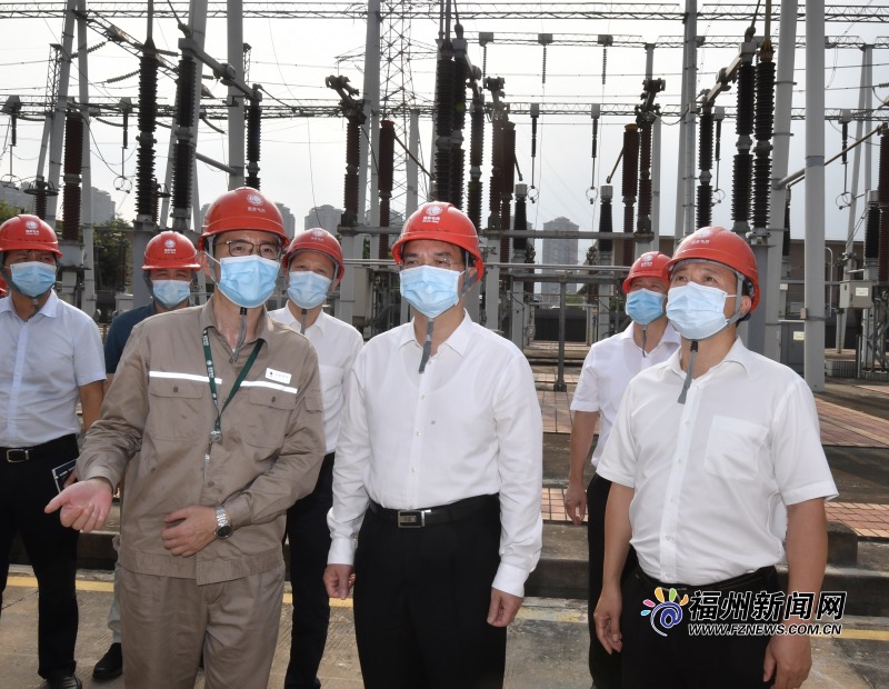 ​林宝金督导检查节日安全生产、市场供应