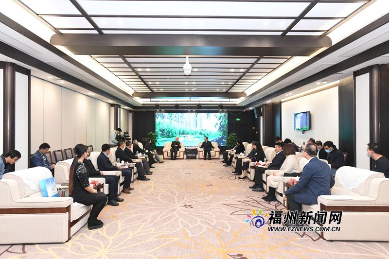 林宝金尤猛军与出席首届海峡两岸（福州）职工“三创”大赛主题日活动嘉宾座谈