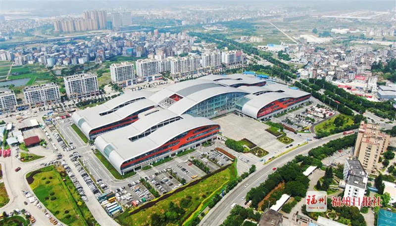 《瞭望》刊发福建省委常委、福州市委书记林宝金署名文章：加快建设现代化国际城市