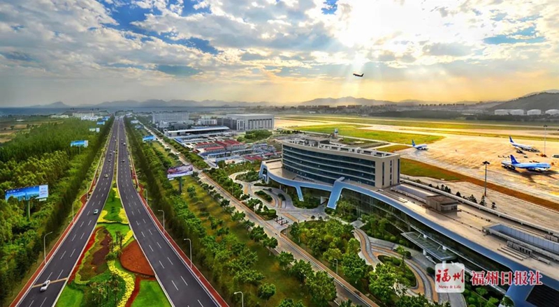 《瞭望》刊发福建省委常委、福州市委书记林宝金署名文章：加快建设现代化国际城市