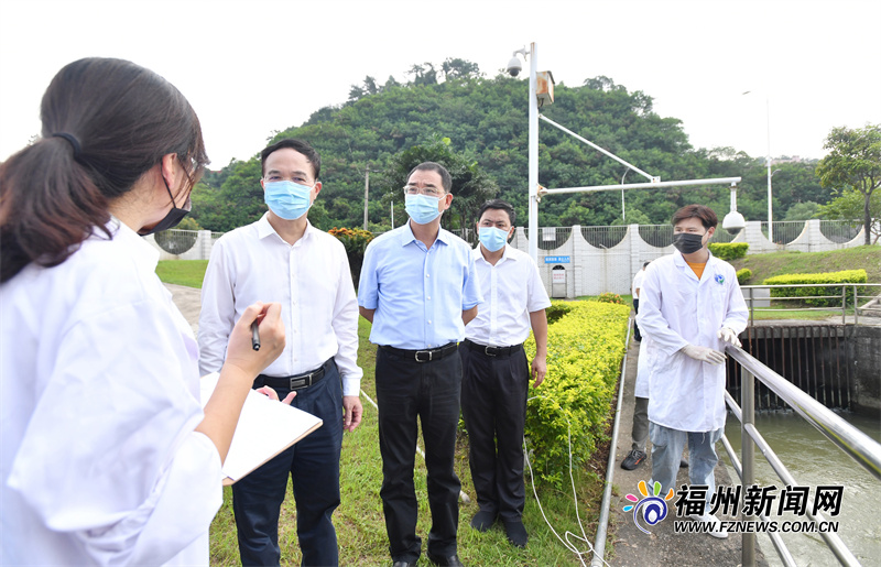 林宝金吴贤德带队巡河并调研“两江四岸”环境提升工作