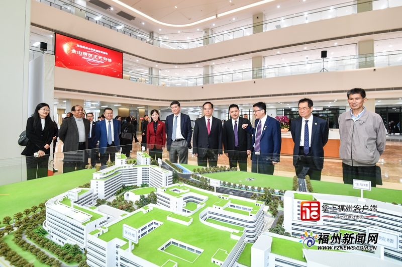 林宝金赴孟超肝胆医院金山院区调研