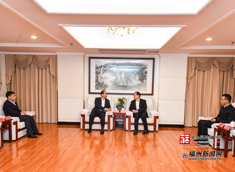 林宝金与北京大学校长龚旗煌座谈交流