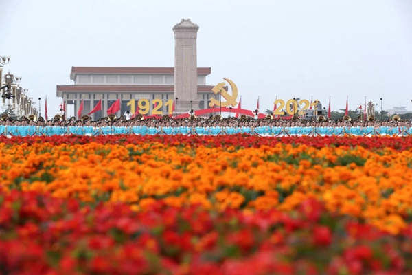 福州新区管委会（新城指挥部）集中收听收看庆祝中国共产党成立100周年大会