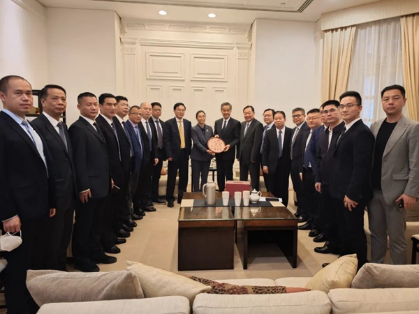 福州新区团组一行拜访香港再出发大联盟领导
