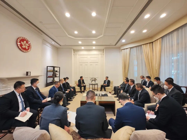 福州新区团组一行拜访香港再出发大联盟领导