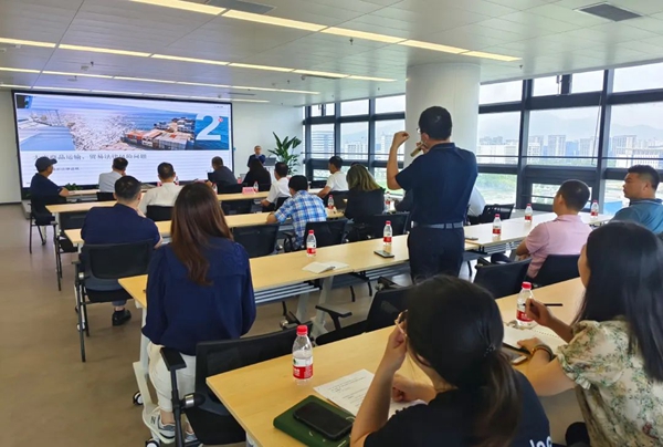 福州新区闽港合作咨询委员会航空港口及物流组港方代表赴福州新区考察座谈