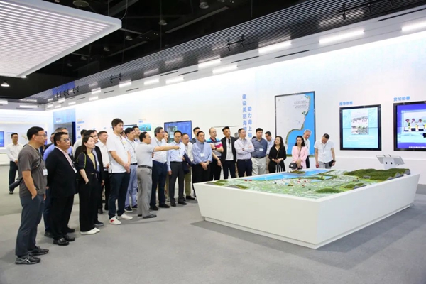 香港立法会代表团考察福州新区闽港合作
