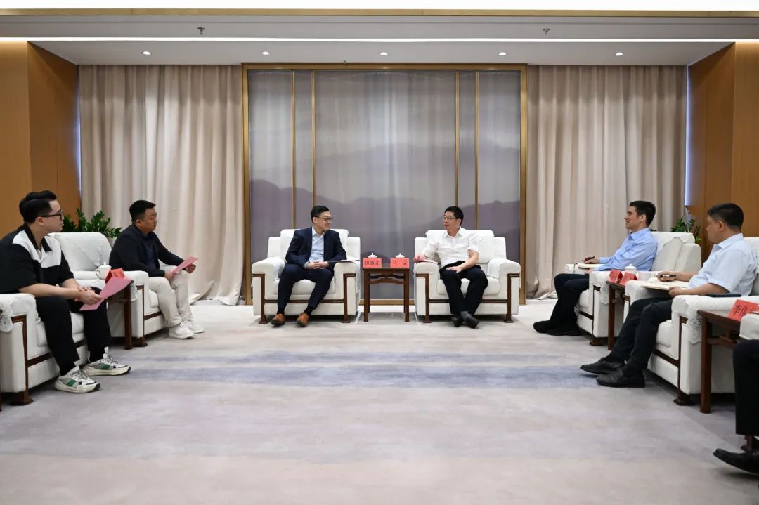 香港科技青年联合会会长胡盛龙一行到福州新区对接闽港科创产业合作事宜
